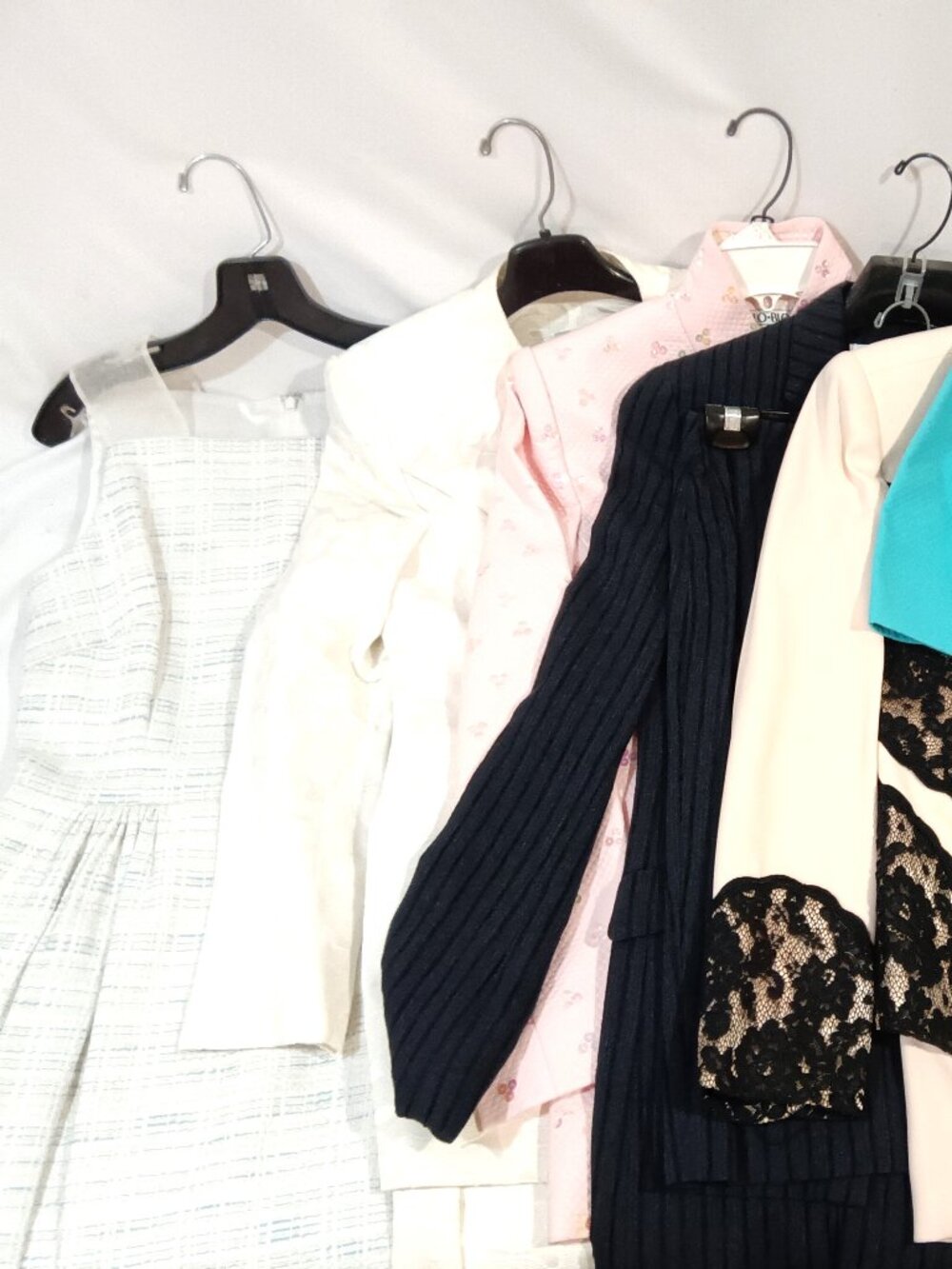 10 Piece Vintage Brands Women Clothing Size 4 Wholesale Lot